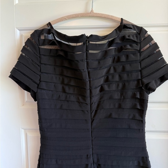 Adrianna Papell Black Textured Midi Dress Beautiful sheer lined size 10 - Picture 4 of 7